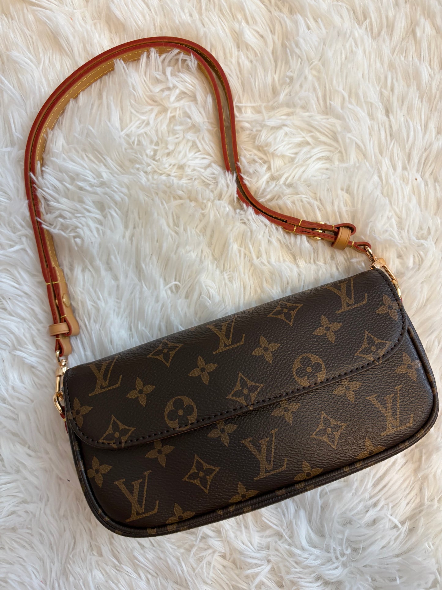 The Lexi Purse