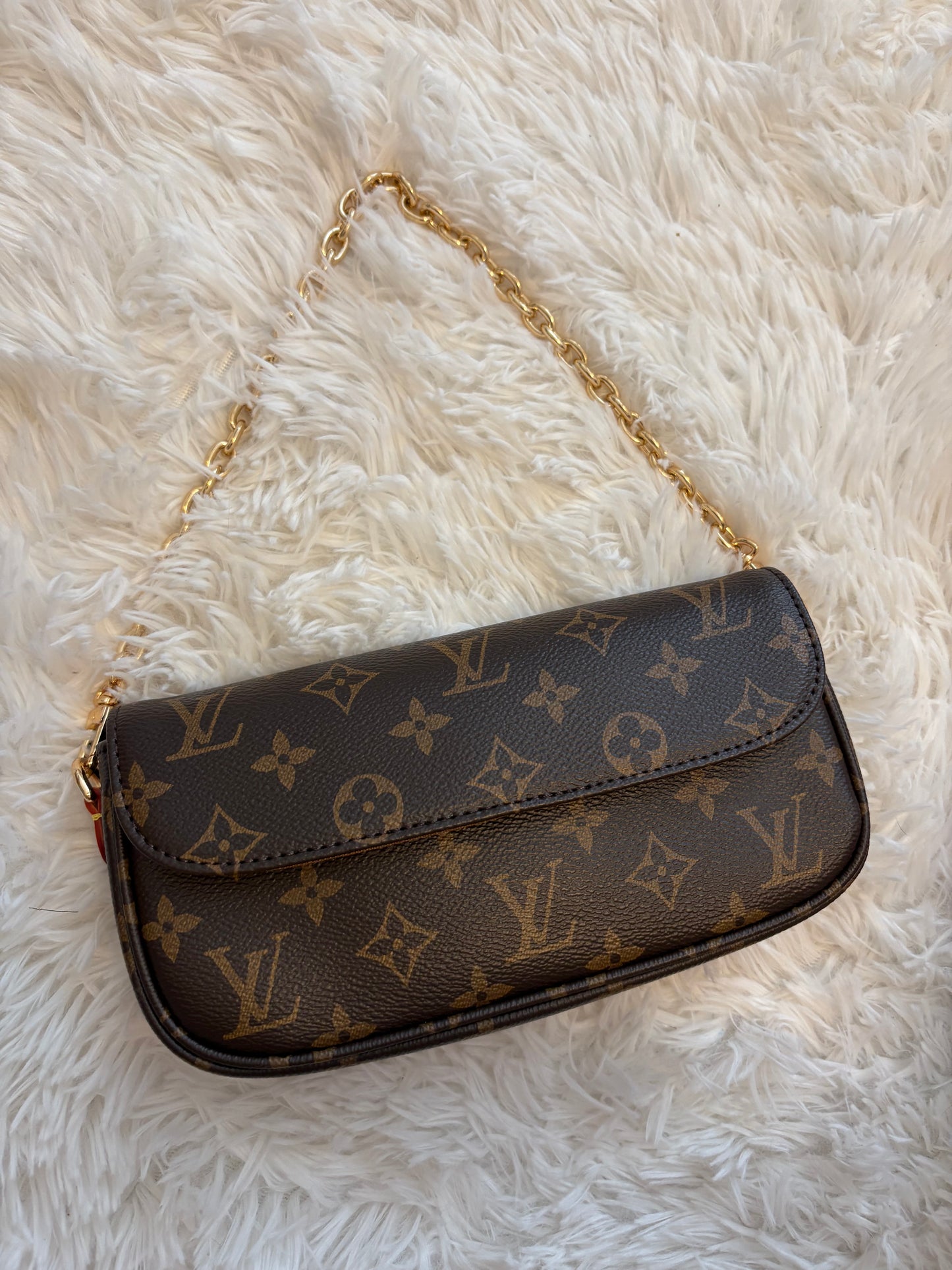 The Lexi Purse