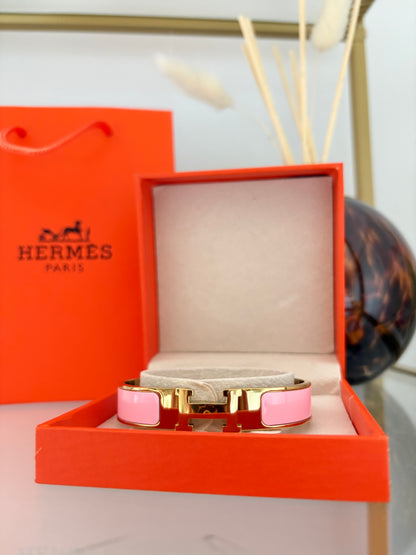 Hannah Cuff - Pink