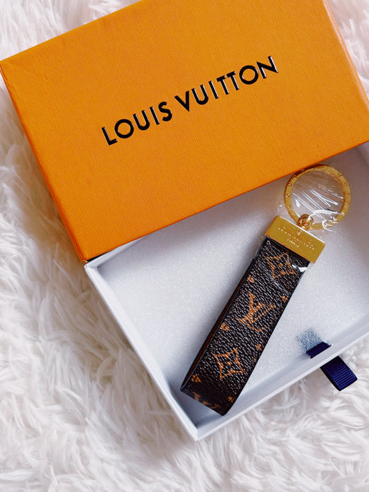 The Lexi Key Ring                    *ʀᴇsᴛᴏᴄᴋɪɴɢ sᴏᴏɴ!