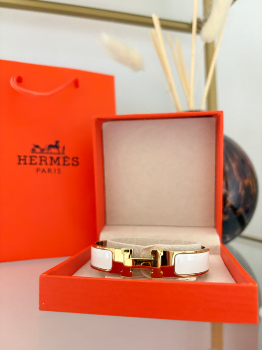 Hannah Cuff - White