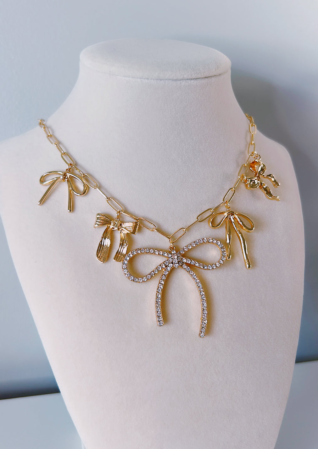 Bella Bow Necklace